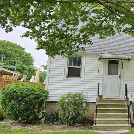 Rent this 2 bed house on 1452 Highland Avenue in Raynor Park, Joliet