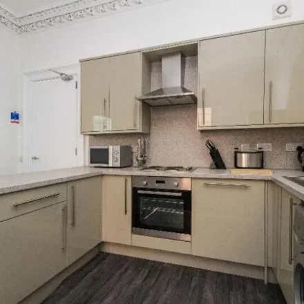 Rent this 5 bed apartment on Abertay University in Bell Street, Central Waterfront