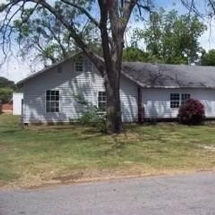 Rent this 6 bed house on 551 Harwell Street in Burkburnett, TX 76354