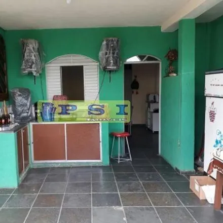 Buy this 4 bed house on Rua Francisco de Oliveira in São Benedito, Santa Luzia - MG