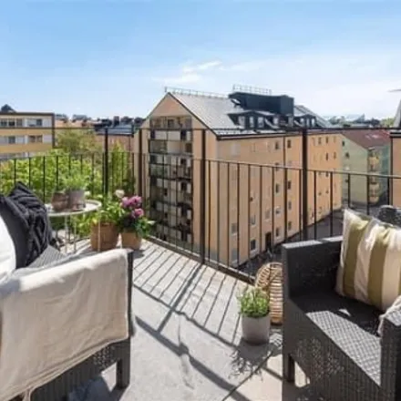 Rent this 2 bed condo on Vegagatan 23 in 172 33 Sundbybergs kommun, Sweden
