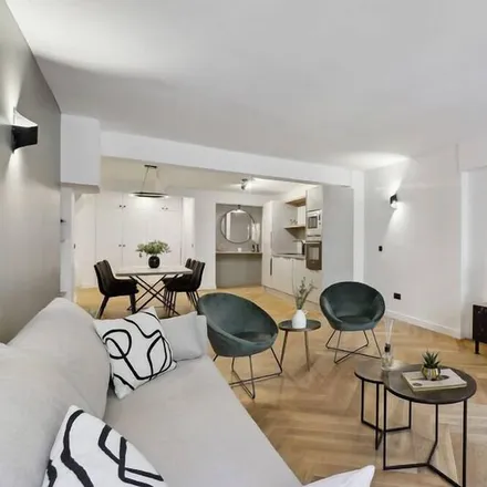 Rent this 3 bed apartment on Bourse in 75002 Paris, France