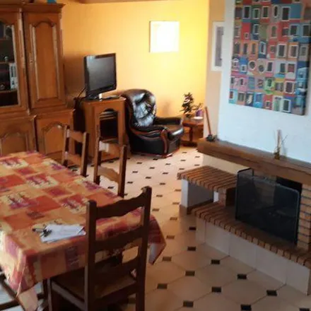 Rent this 2 bed apartment on 7 Rue Tony Lainé in 37170 Chambray-lès-Tours, France