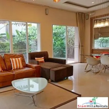 Image 2 - Soi Ramkhamhaeng 24 Yaek 26, Bang Kapi District, Bangkok 10241, Thailand - House for rent