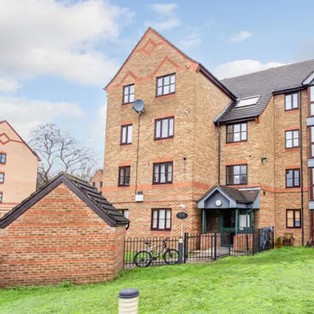 Rent this 2 bed apartment on Bow Road in Bromley-by-Bow, London