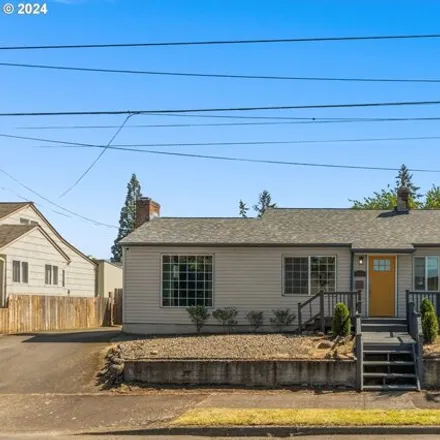 Buy this 2 bed house on 8514 Northeast Multnomah Street in Portland, OR 97220