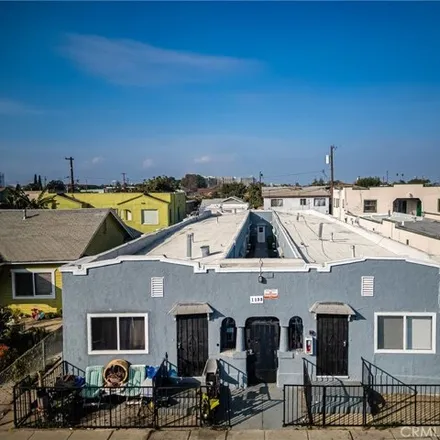 Buy this 24 bed house on 1172 Gundry Court in Long Beach, CA 90813