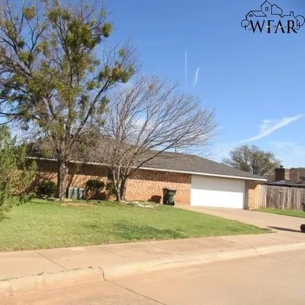 Image 7 - 5761 Country Hollow, Wichita Falls, TX 76310, USA - House for sale