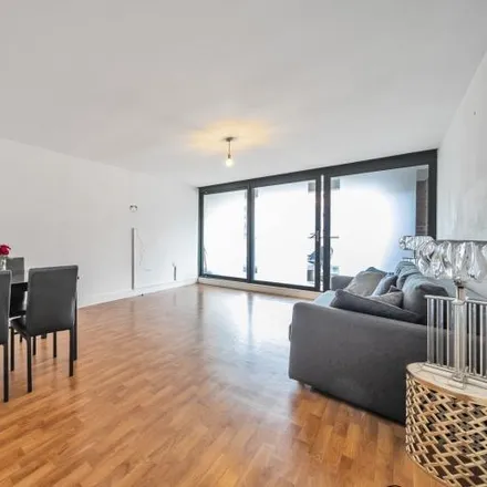 Image 1 - Streatham High Road, London, SW16 1EF, United Kingdom - Apartment for rent