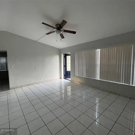 Image 7 - 2657 Northwest 58th Avenue, Margate, FL 33063, USA - House for rent