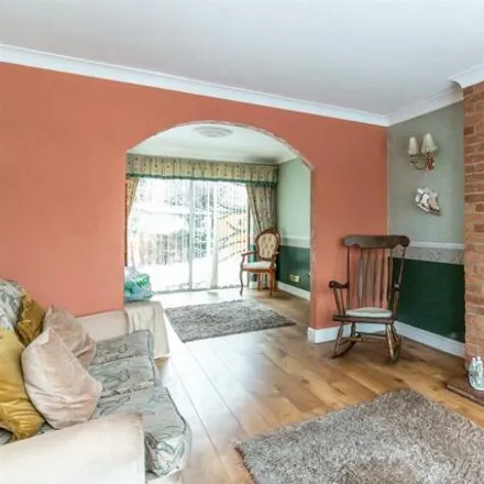 Image 3 - 123 The Downs, Nottingham, NG11 7EB, United Kingdom - House for sale