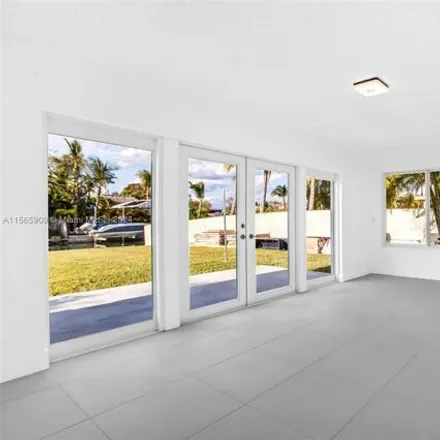 Image 9 - 1465 Daytonia Road, Normandy Shores, Miami Beach, FL 33141, USA - House for sale