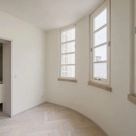Rent this 1 bed apartment on Edifício Diário de Notícias in Avenida da Liberdade 266, 1250-149 Lisbon