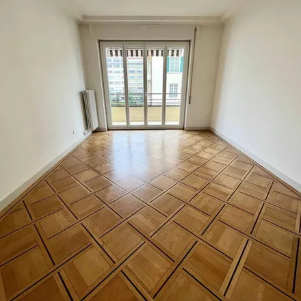 Rent this 4 bed apartment on Rue Marignac 1 in 1206 Geneva, Switzerland