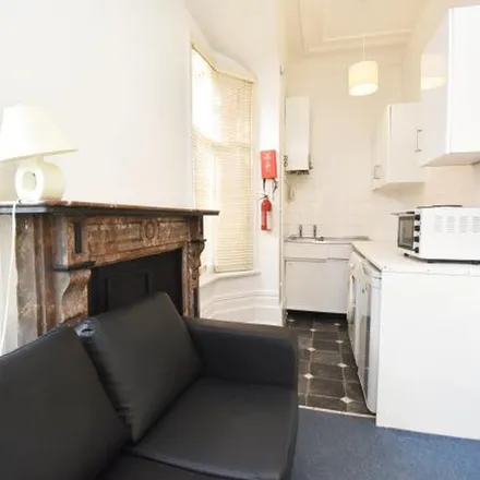 Rent this 1 bed apartment on 39 Church Crescent in London, N10 3NA