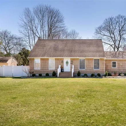 Buy this 3 bed house on 433 Old Montauk Highway in Eastport, Suffolk County