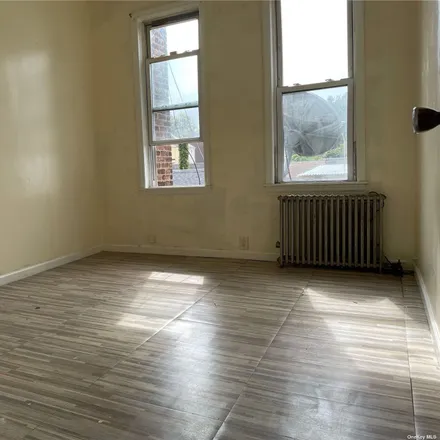 Image 2 - 91-08 Liberty Avenue, New York, NY 11417, USA - Apartment for rent