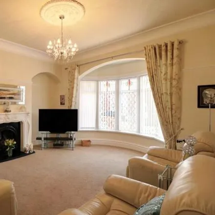 Buy this 4 bed duplex on Arnold Avenue in Blackpool, FY4 1TL