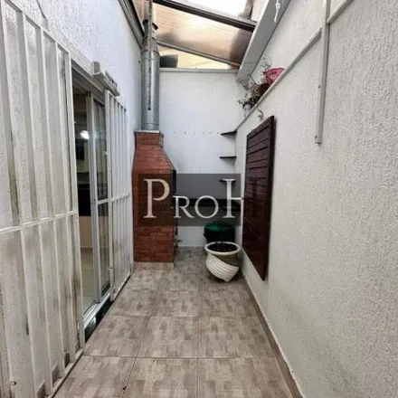 Buy this 3 bed house on Rua Itajaí in Taboão, Diadema - SP