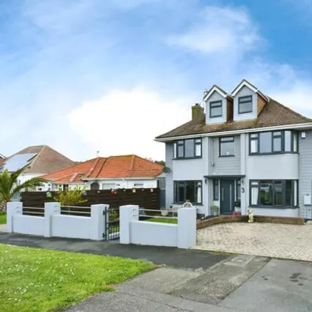 Buy this 5 bed house on Cliff Gardens in Peacehaven, BN10 7BT