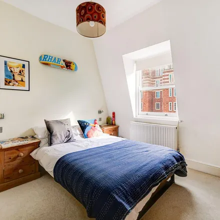 Image 6 - 40 Claverton Street, London, SW1V 3LF, United Kingdom - Apartment for rent