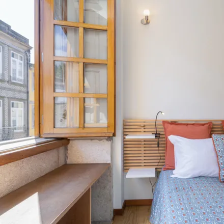 Rent this 1 bed apartment on Salve Simpatico in Rua da Picaria, 4050-478 Porto