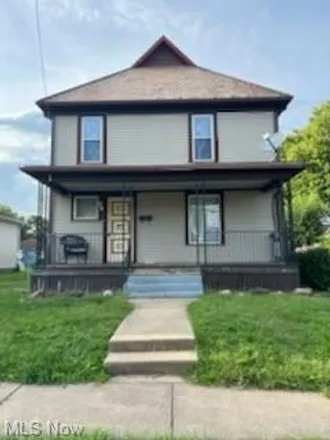 Rent this 2 bed house on 918 Green Avenue Southwest in West Massillon, Massillon