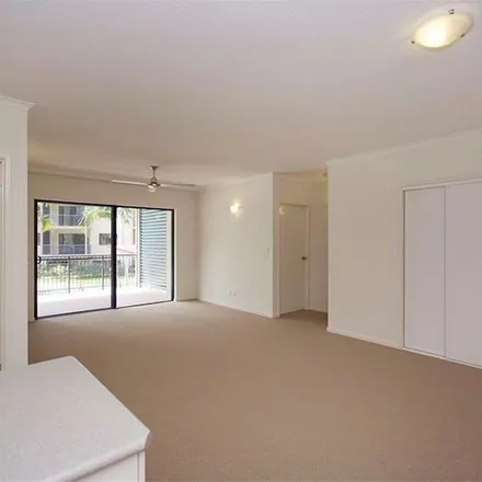 Image 4 - Stockland Cairns, Page Street, Earlville QLD 4868, Australia - Apartment for rent