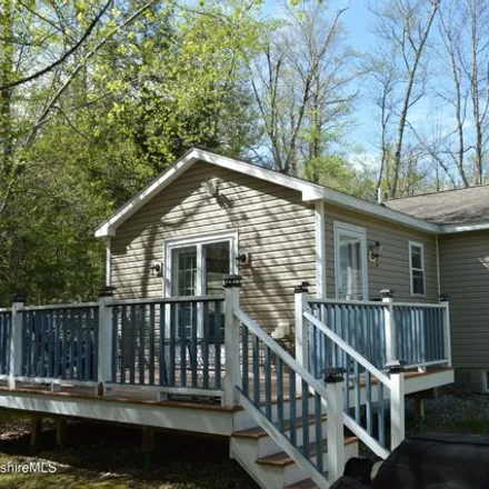 Buy this 3 bed house on 130 South Cove Drive in Becket, Berkshire County