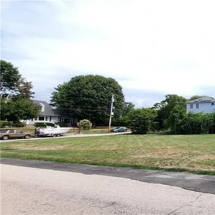 Buy this 1 bed house on 13 Governor Avenue in Westerly, RI 02891
