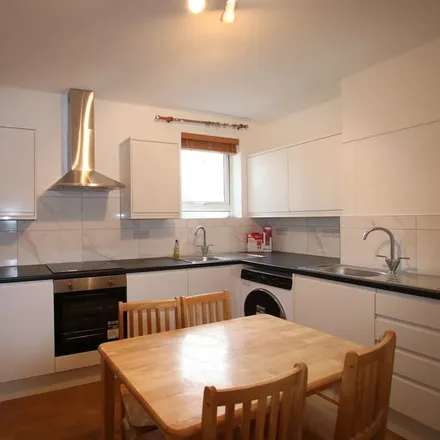 Rent this 3 bed duplex on Monks Park in London, HA9 6JE