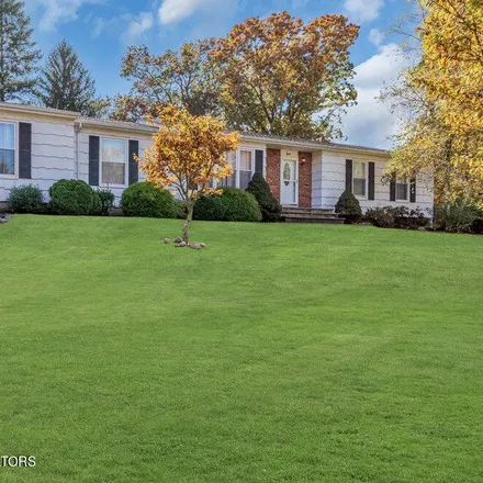Buy this 3 bed house on 2 Lori Lane in Lake Club, Howell Township