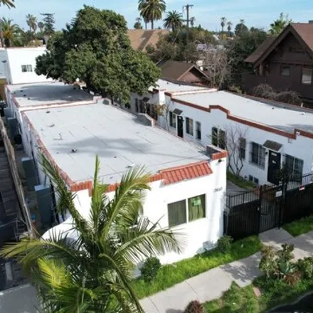 Buy this 12 bed house on 2622 Kenwood Avenue in Los Angeles, CA 90007