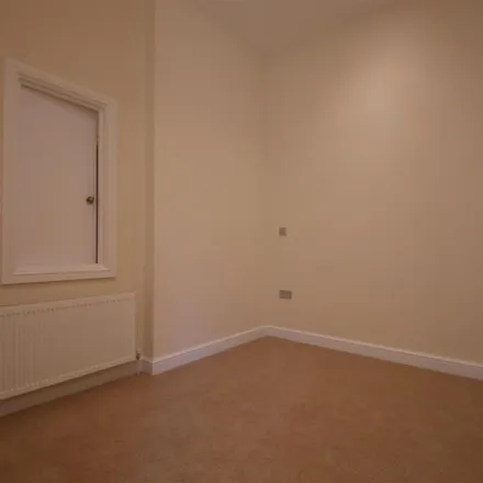 Rent this 1 bed apartment on Newsline in George Street, Woolshops