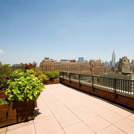 Image 7 - 61 JANE STREET 12L in West Village - Apartment for sale