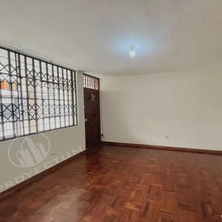 Rent this 3 bed apartment on Institución educativa inicial Mi Mundo Infantil in Avenida José Leguía y Meléndez, Pueblo Libre