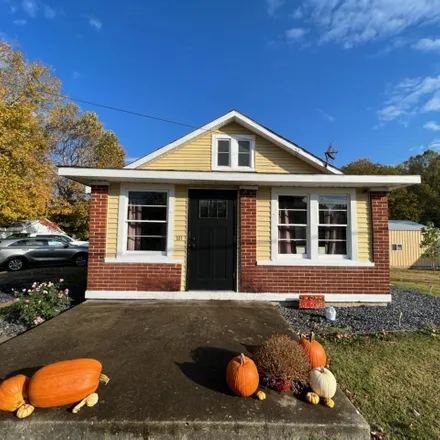 Buy this 3 bed house on 503 Main Street in English, Crawford County