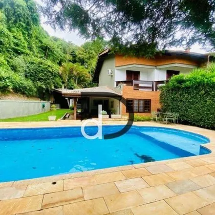 Rent this 4 bed house on Rua Angra dos Réis in Centro, Vinhedo - SP