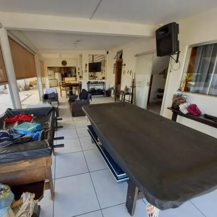 Buy this 5 bed house on Rua São Francisco de Assis in Vigilato Pereira, Uberlândia - MG
