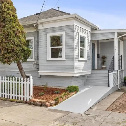 Buy this 3 bed house on 617 60th Street in Oakland, CA 94705