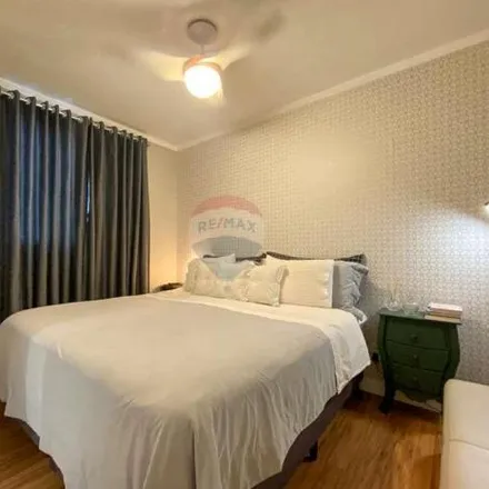 Buy this 2 bed apartment on Avenida Vereador José Diniz in Santo Amaro, São Paulo - SP