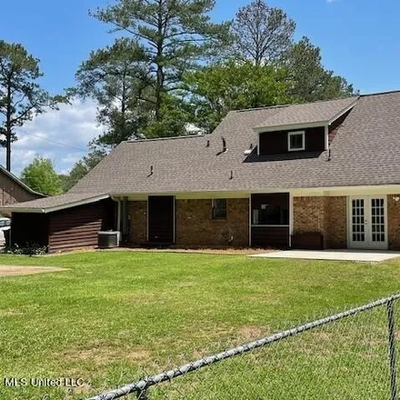 Image 3 - 216 Westover Dr, Forest, Mississippi, 39074 - House for sale