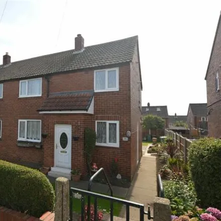 Buy this 3 bed duplex on Cotswold Drive in Rothwell, LS26 0QZ