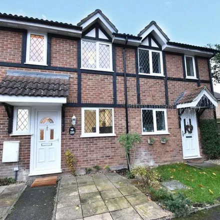 Rent this 3 bed townhouse on unnamed road in Binfield, RG42 1FS