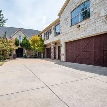 Buy this 5 bed house on 7706 Yamini Drive in Gifford, Dallas
