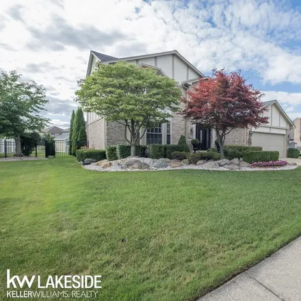 Image 3 - 43401 Hillsboro Drive, Clinton Township, MI 48038, USA - House for sale