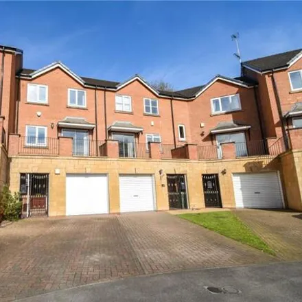 Buy this 4 bed townhouse on Stanton Avenue in Manchester, M20 2PT