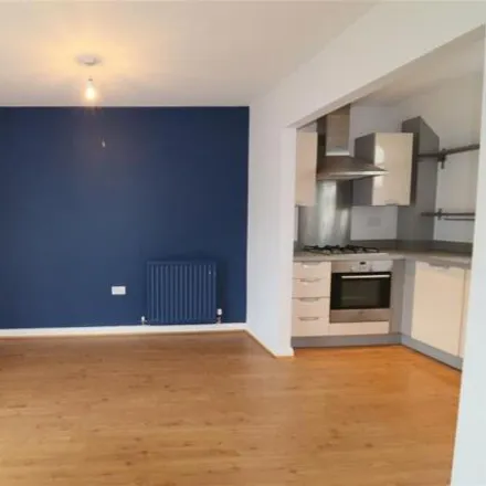 Image 1 - Lambourne Chase, Chelmsford, CM2 9FF, United Kingdom - Apartment for sale