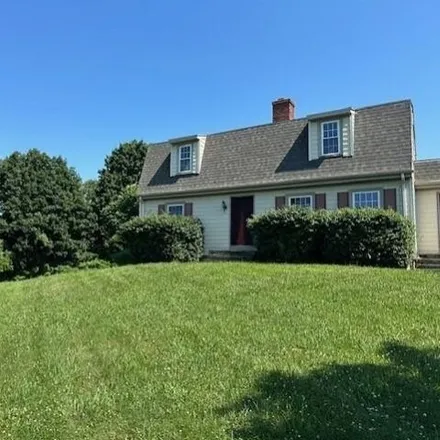 Buy this 3 bed house on 32 Arrowhead Dr in Tiverton, Rhode Island