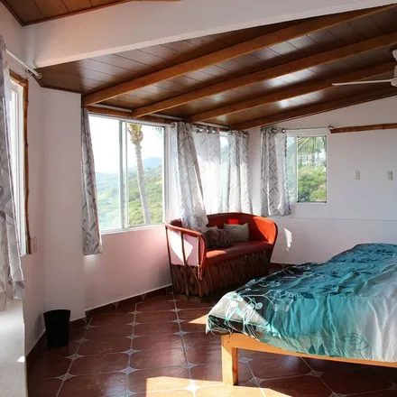 Rent this 4 bed house on Abelardo L Rodriguez in Calle Gustavo Díaz Ordaz, Iztapalapa